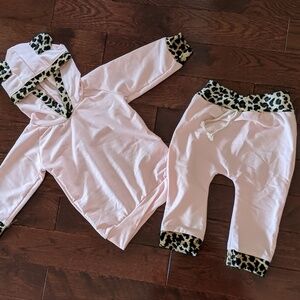 Vogue Infant Girl Pink Sweatsuit Sz 6-9 Mths